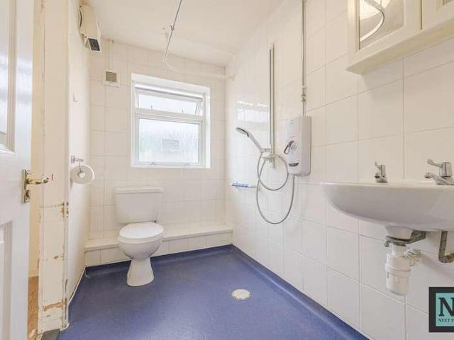Property for sale in Belgrave, Kettlebrook