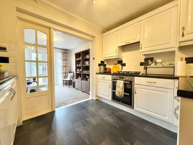 Property for sale in Lower Ascott, Wing