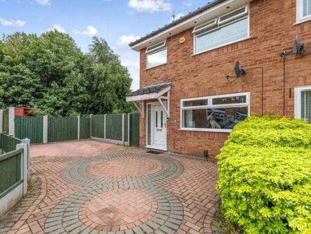 Property for sale in Beechwood, Runcorn