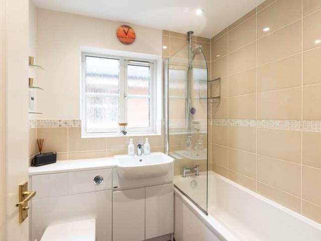 Property for sale in The Slade, Oxfordshire