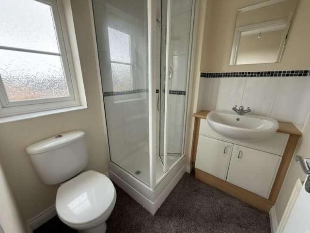 Property for sale in Kingswood, Hull