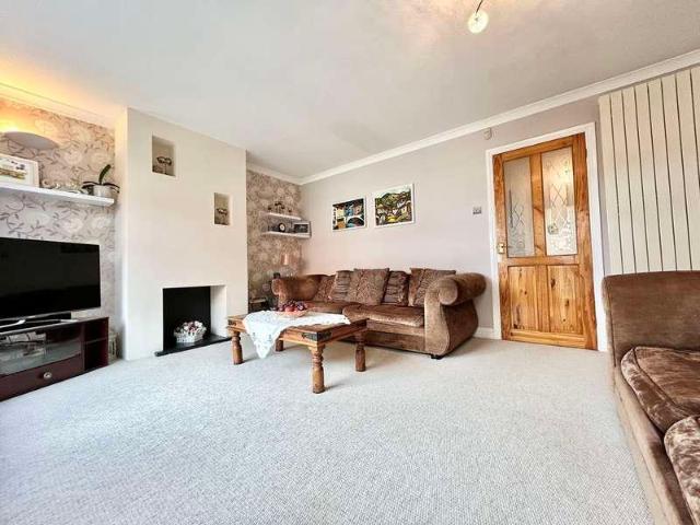 Property for sale in California, Dunstable