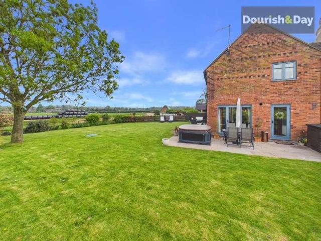 Property for sale in Woodseaves, Baswich