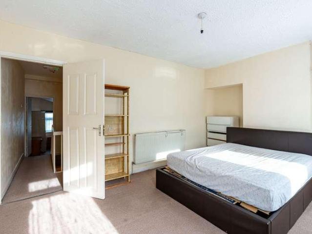 Property for sale in The Slade, Oxfordshire