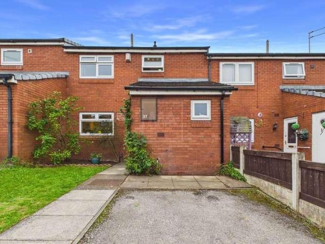 Property for sale in Stockton Heath