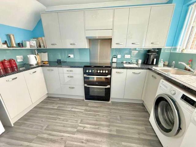 Property for sale in Dunstable, Bedfordshire