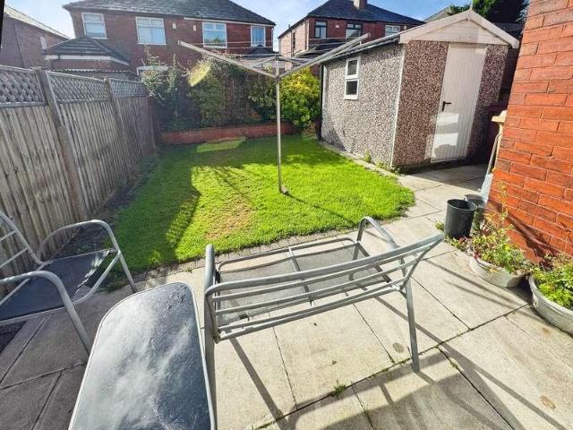 Property for sale in Smithills, Bolton