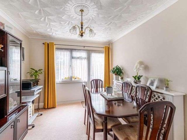 Property for sale in Worle, Weston-super-mare