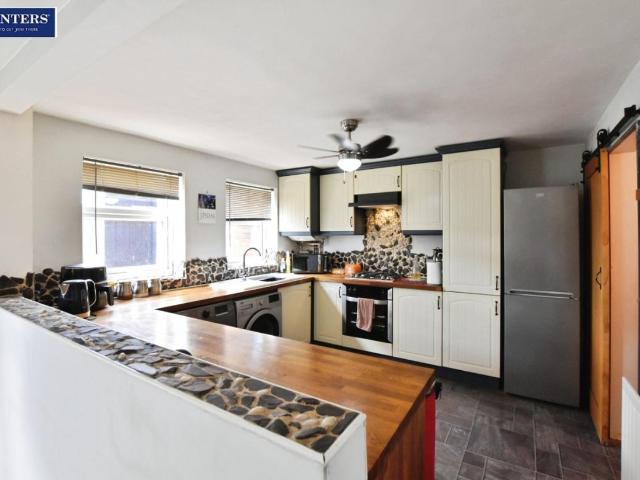 Property for sale in Westcliff, Dragonby