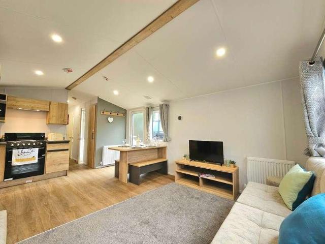 Property for sale in Cwm-y-glo, Wales