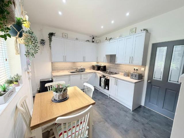 Property for sale in New Delph, Pendock