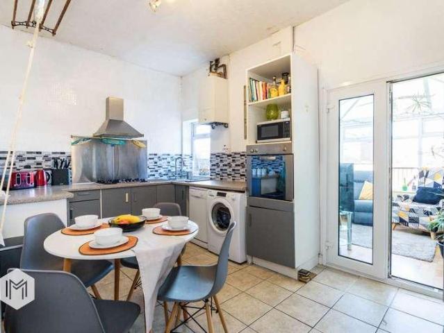 Property for sale in Moses Gate, Lee Bank