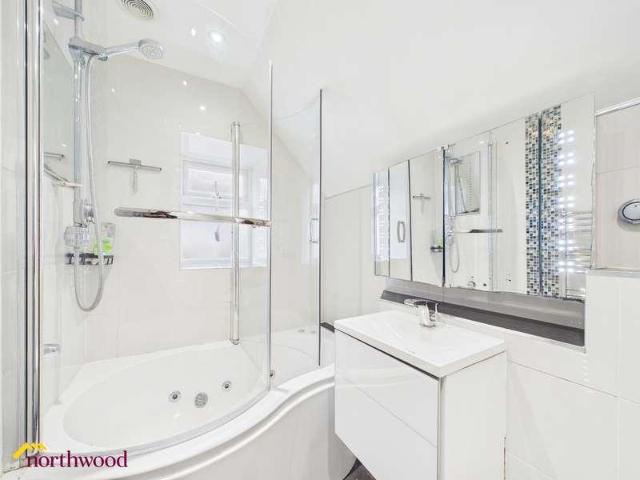 House for sale in Evershot, Oxfordshire