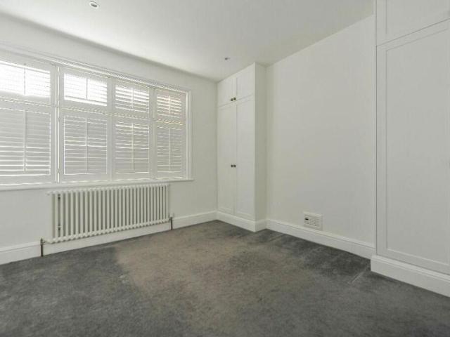Property for sale in New Malden, Greater London
