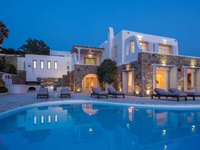 Property for sale in Kensington, Greater London