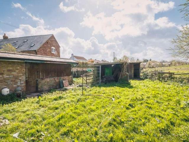 Property for sale in Glewstone