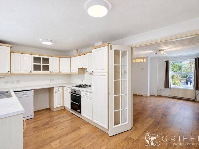 Property for sale in Chafford Hundred, South Ockendon