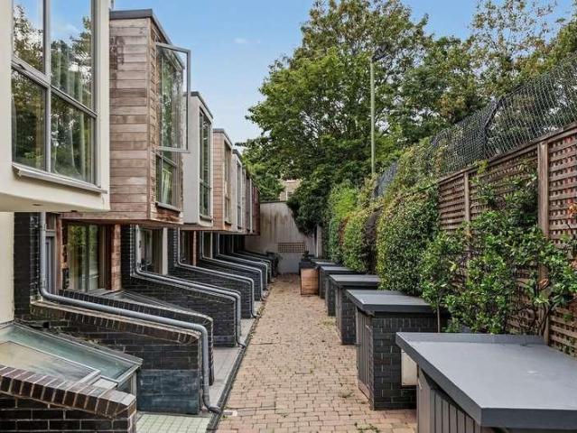 Property for sale in London Borough of Islington, Greater London