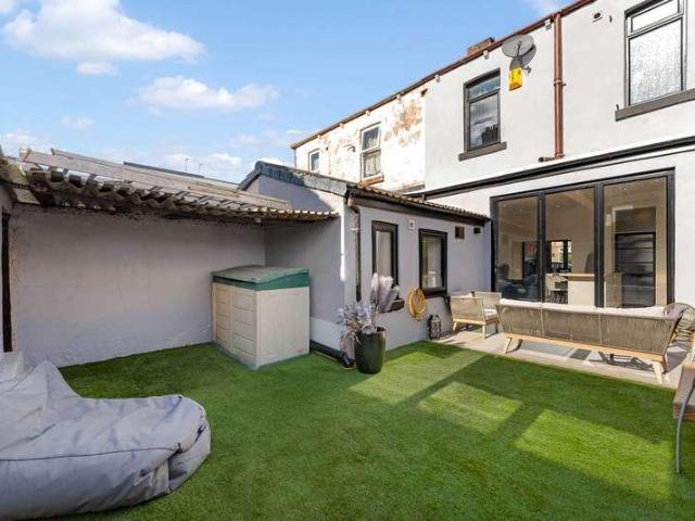 Property for sale in Lugsdale, Widnes