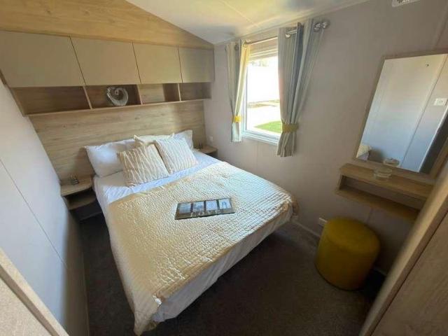 Property for sale in Dale Hill, Essex