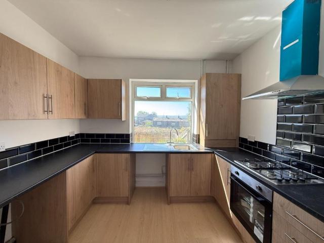 Property for sale in Heckmondwike, West Yorkshire