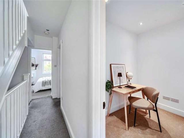 Property for sale in Bowes Park, Greater London