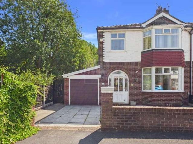Property for sale in Wilderspool, Warrington