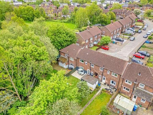 Property for sale in Halton