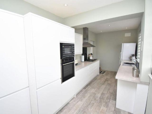 Property for sale in Simm's Cross, Widnes