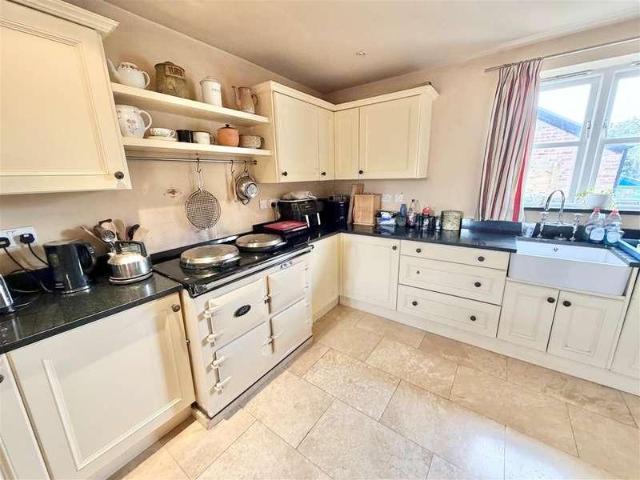 Property for sale in Mobberley