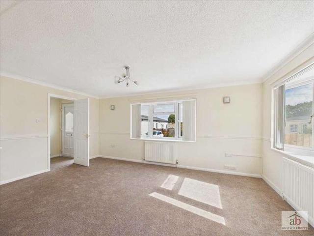 Property for sale in Eastbridge, Suffolk