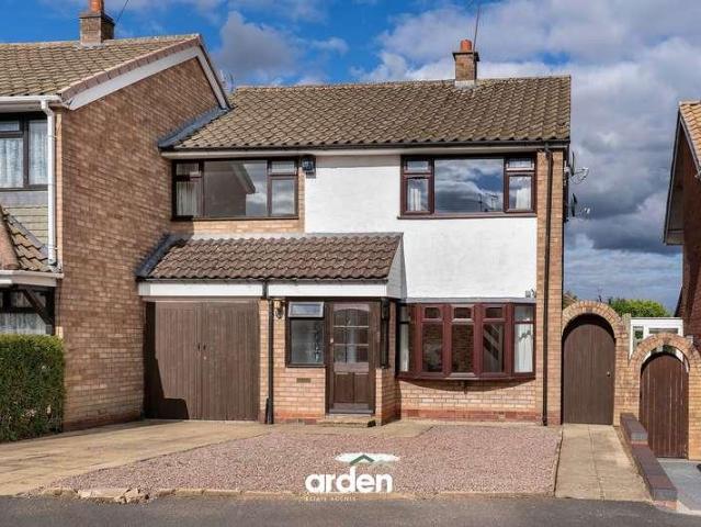 Property for sale in Bromsgrove, Worcestershire