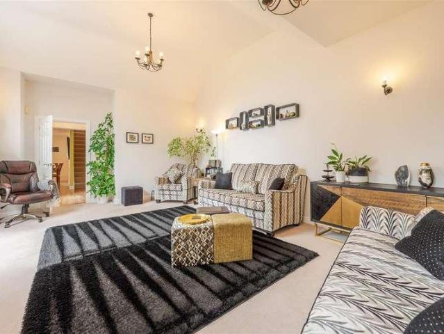 Property for sale in Green Close, Warwickshire