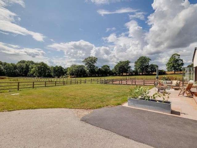 Property for sale in Hampton Heath, Cheshire