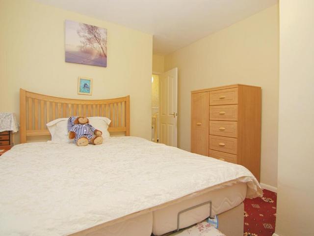 House for sale in Shaw Lane, Yeadon