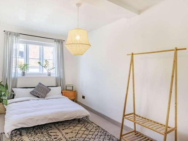 Property for sale in Salisbury, Wiltshire