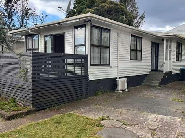 House for rent in Mount Wellington