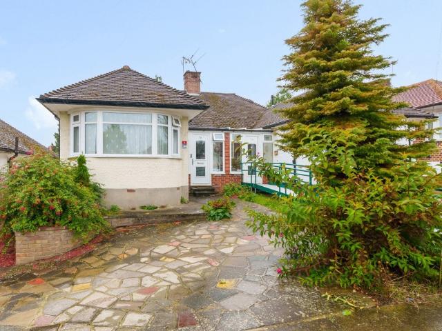 Apartment for rent in Tubbenden, Greater London