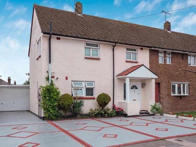 Farm for sale in Southend-on-sea