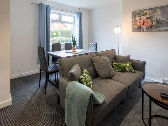 House for rent in City Centre, Feckenham