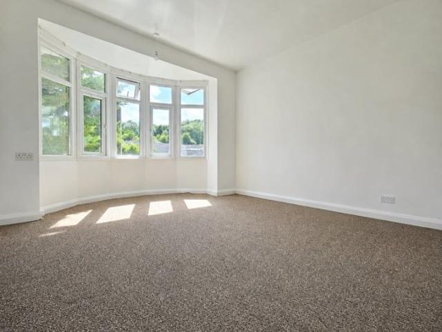 House for rent in Spring Park, Luton