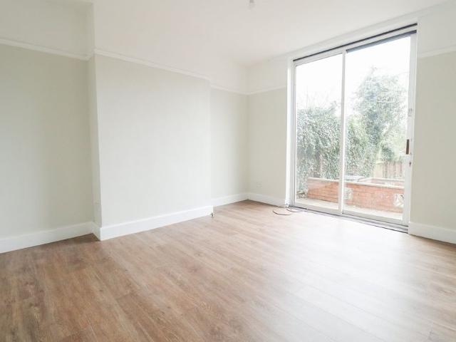 House for rent in Black Friars, Old Wharf