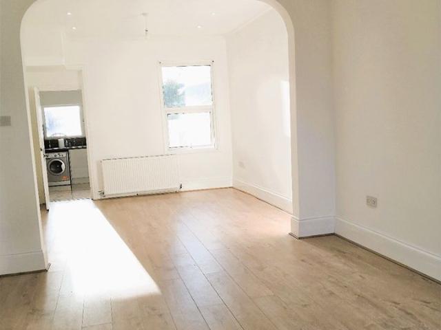 House for rent in London Borough of Hounslow, Greater London