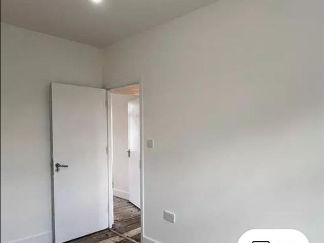 House for rent in Gants Hill, Greater London