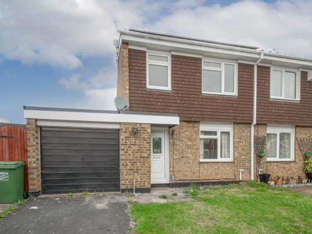 Apartment for rent in Winyates Green, Redditch