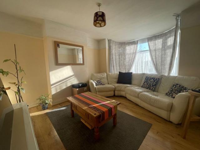 House for rent in Spring Park, Luton