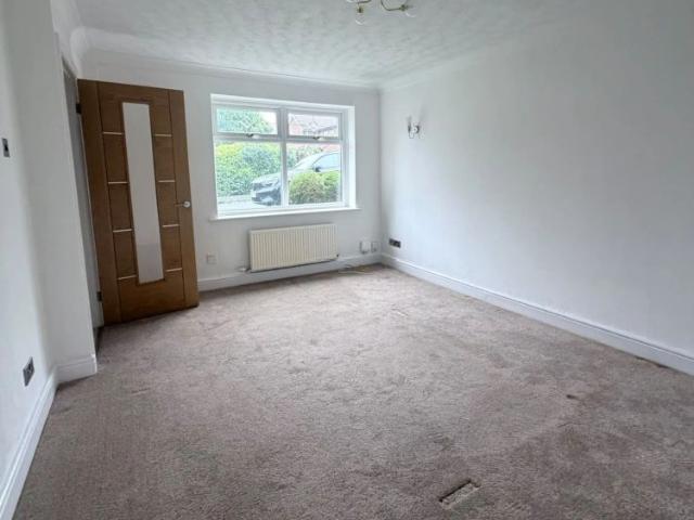 House for rent in Ashton-under-Lyne, Tameside
