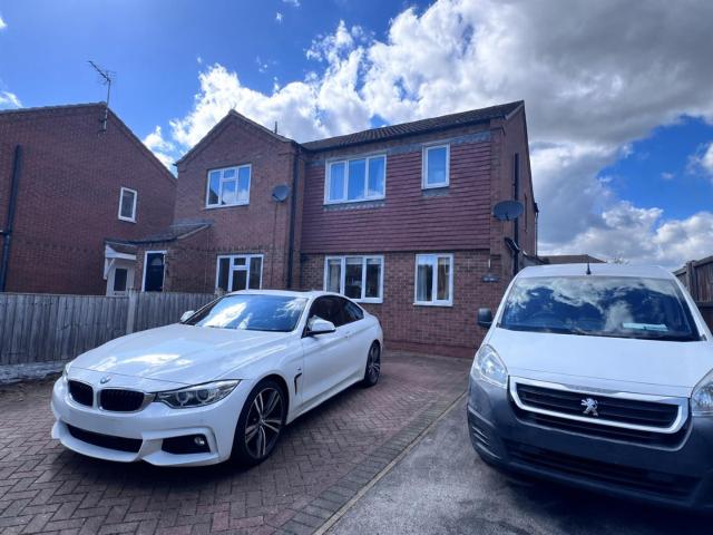 House for rent in Caldermill, East Midlands