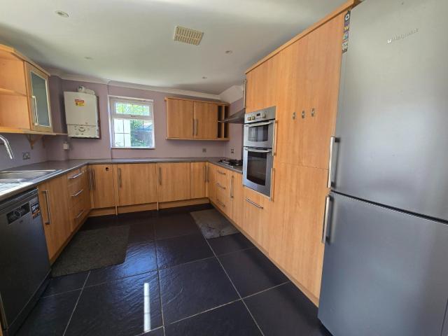 House for rent in Watford Rural, Batchworth