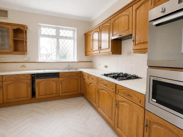 House for rent in Gidea Park, Greater London